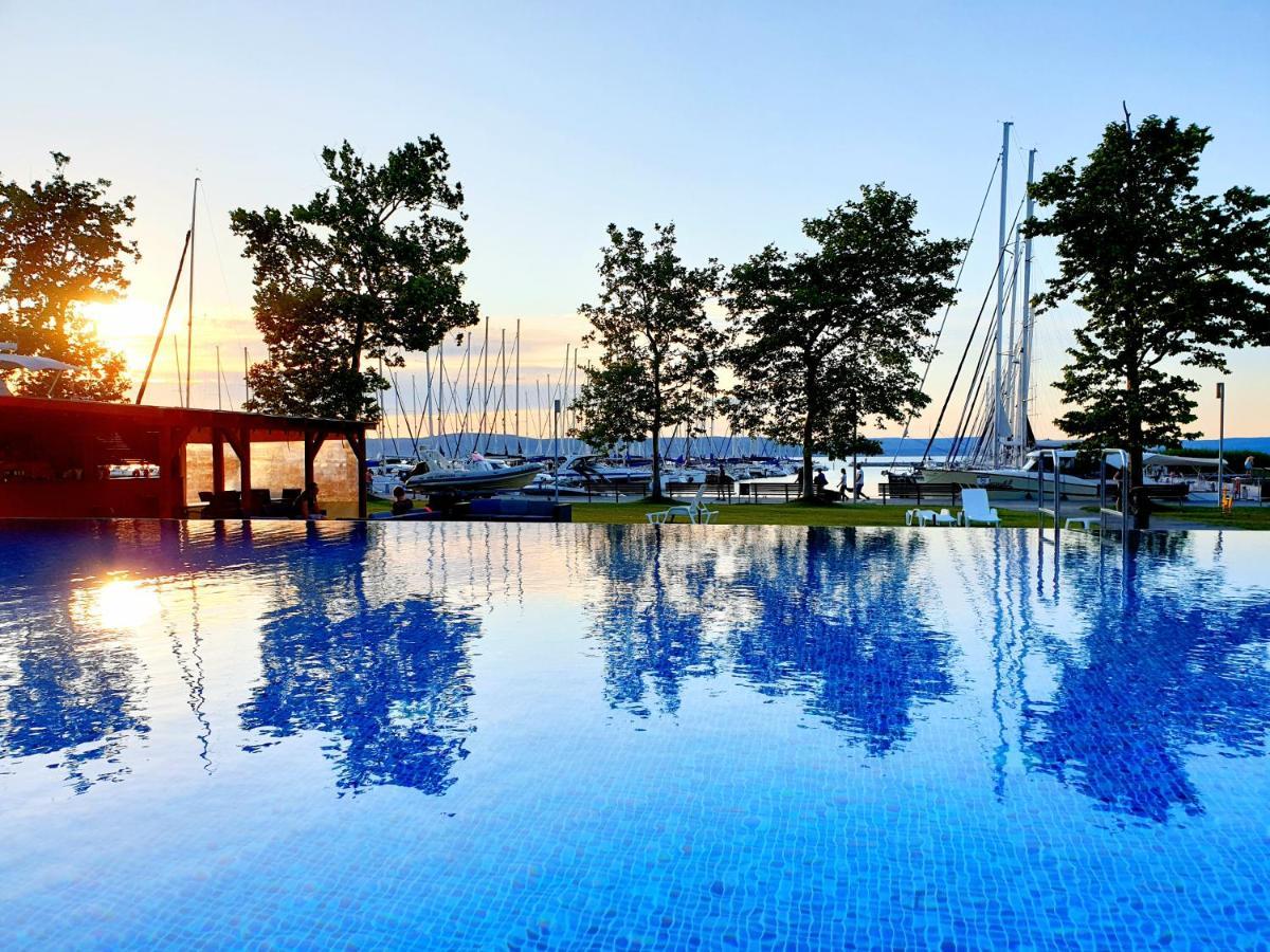 Bl Lakeside Apartman Балатонлелле Экстерьер фото